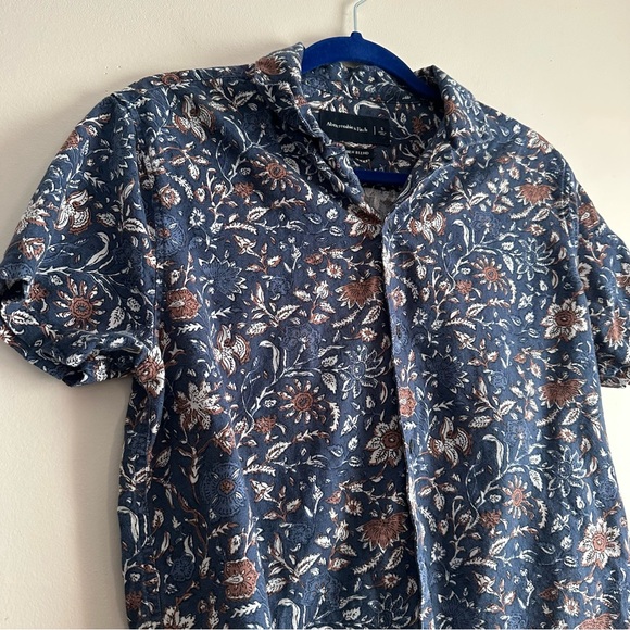 A&F • Linen Blend Floral Print Short Sleeve Shirt - Picture 3 of 7